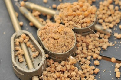 Alimentateur en ligne hybride