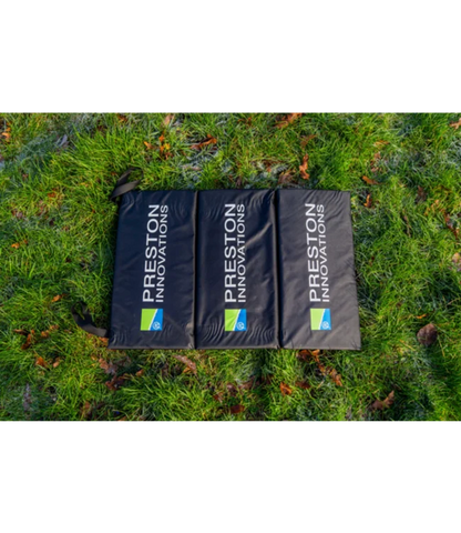 Fold Away Unhooking Mat